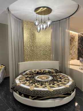 Versace Luxury Room